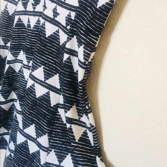 5/$20 H&M Black & White Skater Dress - Picture 4 of 4